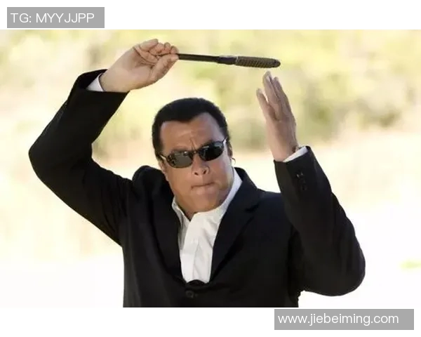 足球明星中谁选择无保镖生活展现真实自我与自由精神